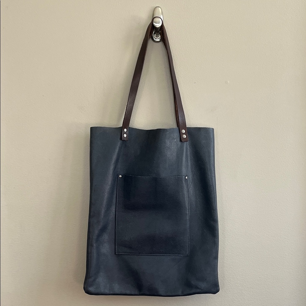 Dean leather shop tote in navy with brown handle